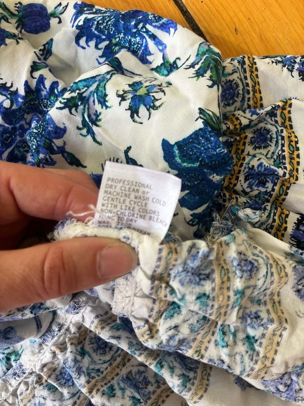 Nicole Miller Blue and White Floral Off-the-Shoulder Puff Sleeve Ruffle Dress - Picture 5 of 7